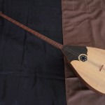 Blue_spruce_dombyra1